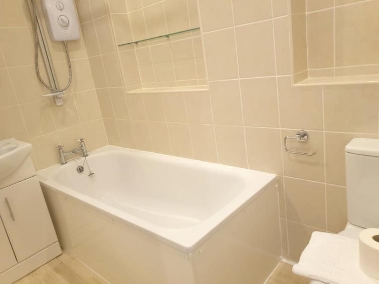 Hastings Pad Apartment Bagian luar foto